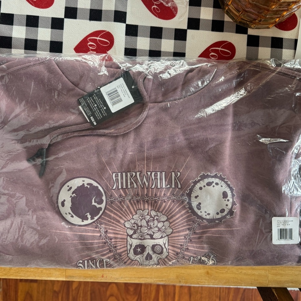 NWT-Airwalk Mauve Hoodie gender neutral - Picture 2 of 3